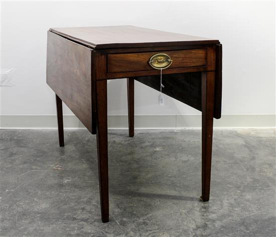 Appraisal: Sale Lot A Mahogany Drop-Leaf Table late th century having