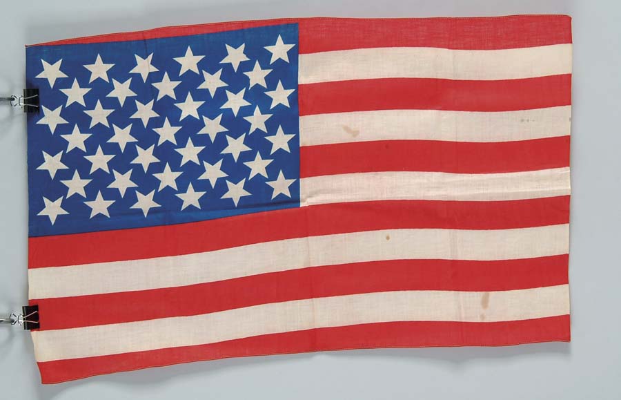 Appraisal: -STAR AMERICAN FLAG x flag is printed on cotton canton