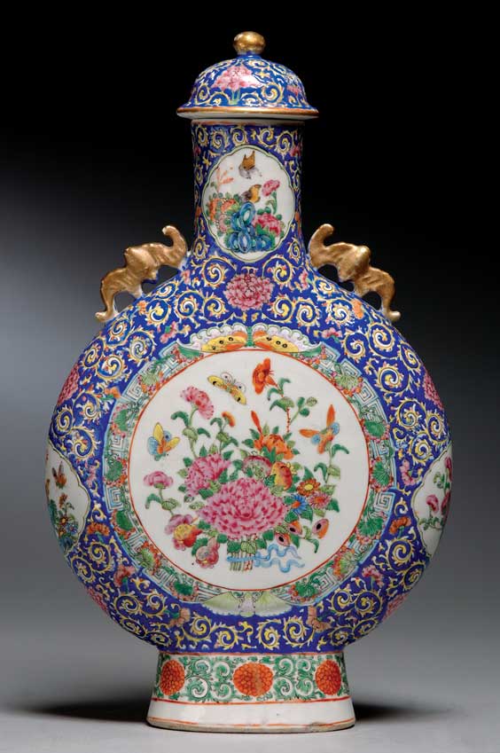 Appraisal: ANTIQUE PORCELAIN MOON FLASK Large and antique Chinese Famille Rose