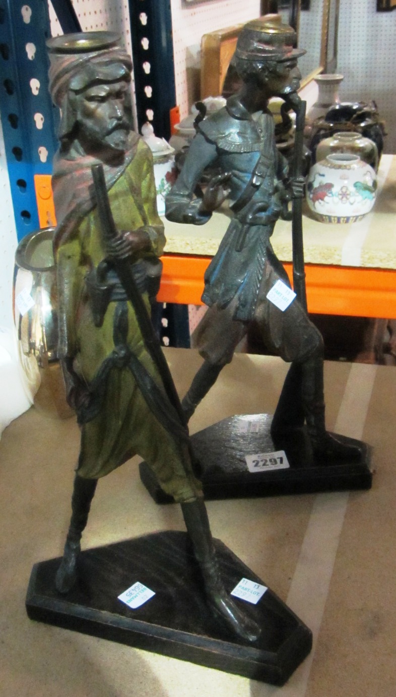 Appraisal: A pair of bronze figure of legionaries