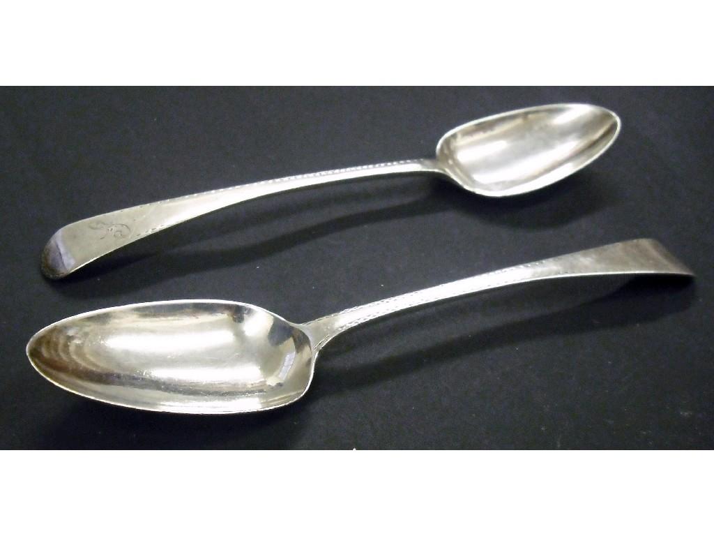 Appraisal: Pair of George III Old English thread pattern table spoons