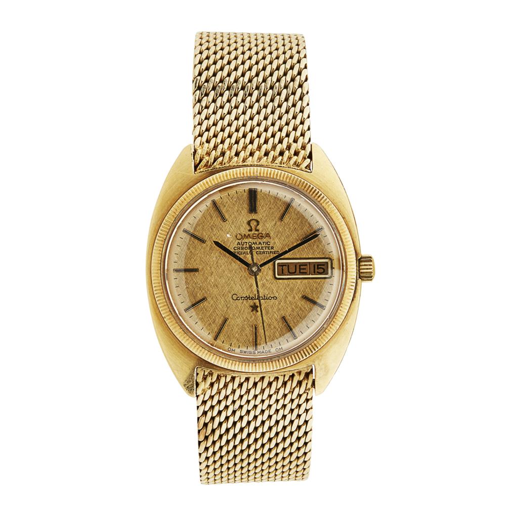 Appraisal: OMEGA - A gentleman's gold cased wrist watch Constellation champagne