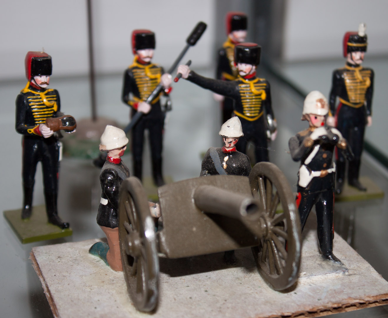 Appraisal: British artillery figures and cannon