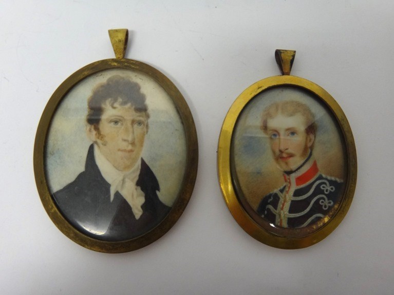 Appraisal: An oval portrait miniature of a military officer in uniform