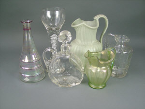 Appraisal: A selection of glass and china to include a large