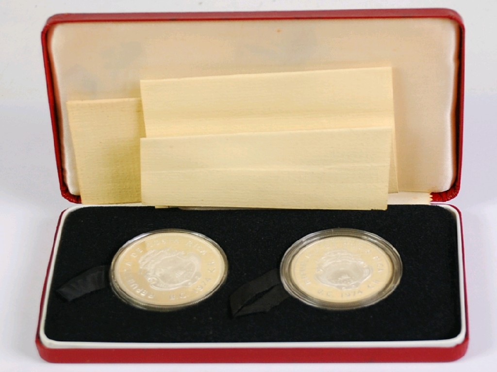 Appraisal: TWO ROYAL MINT BOXED REPUBLICA DE COSTA RICA SILVER PROOF