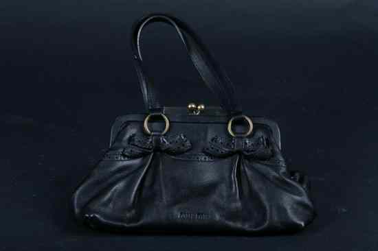 Appraisal: MIU MIU BLACK LEATHER HANDBAG The interior with zippered side