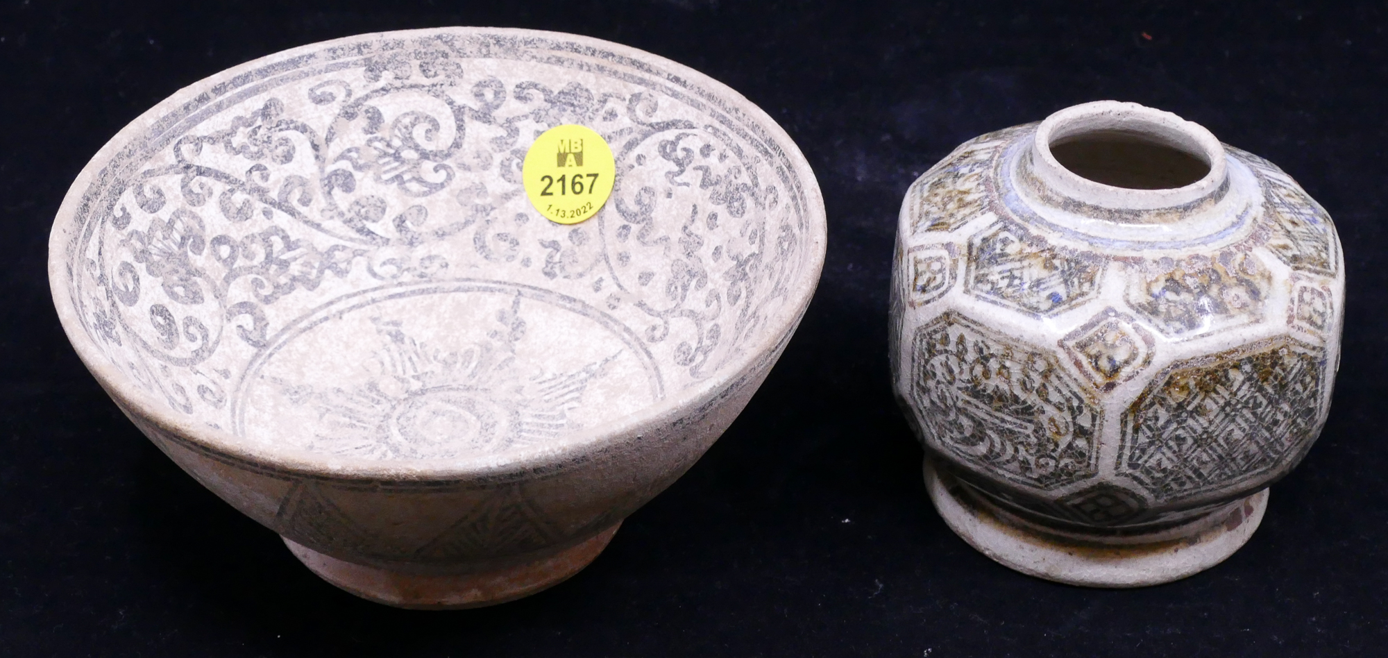 Appraisal: pc Thai Sawankhalok th Century Bowl Jar- '' and ''