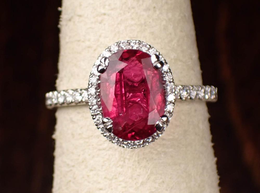 Appraisal: FINE QUALITY RUBY DIAMOND AND PLATINUM RING The platinum ring