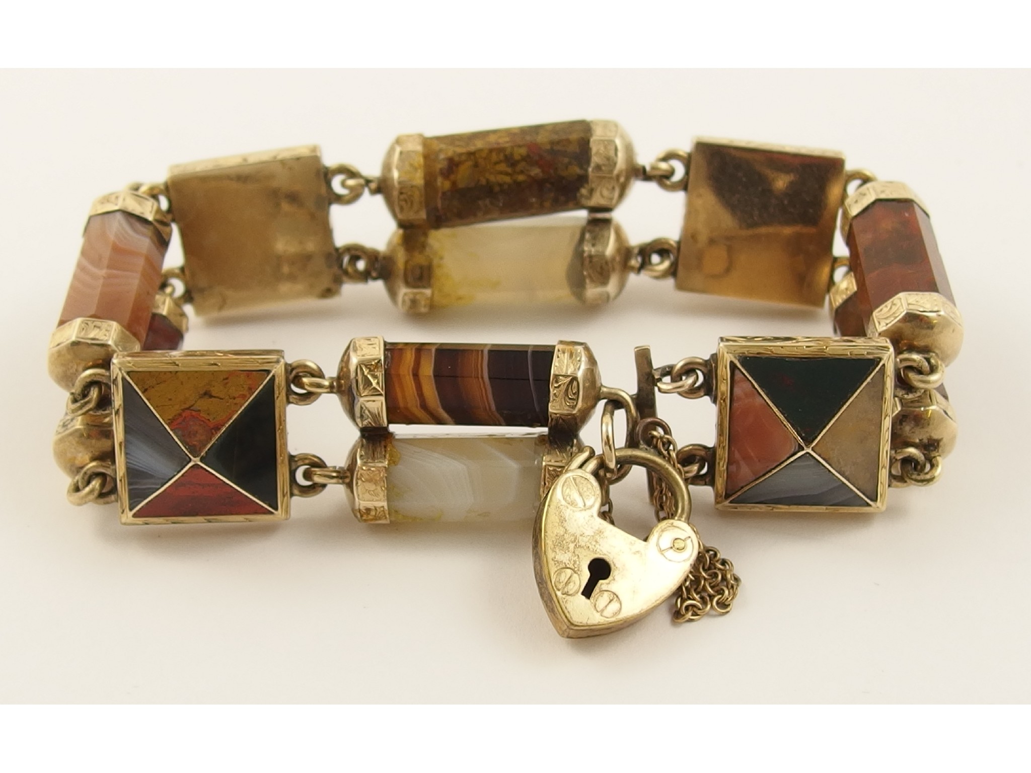 Appraisal: A good example of a Scottish agate bracelet with alternate