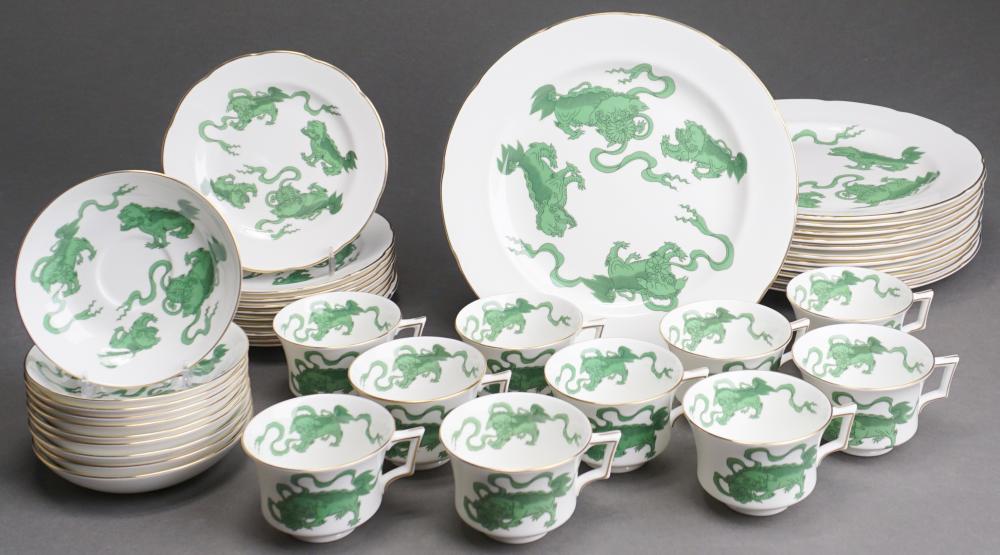 Appraisal: WEDGWOOD GREEN 'CHINESE TIGERS' WILLIAMSBURG COMMEMORATIVE WARE -PIECE PARTIAL DINNER