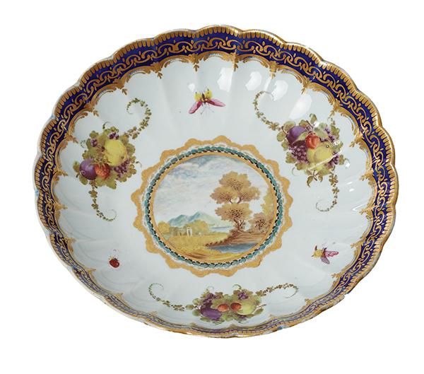 Appraisal: A RARE WORCESTER DR WALL PORCELAIN DALHOUSIE DESSERT PLATE CIRCA