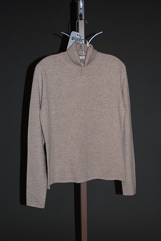 Appraisal: TSE tan heather cashmere T-neck pullover Size L Neiman Marcus