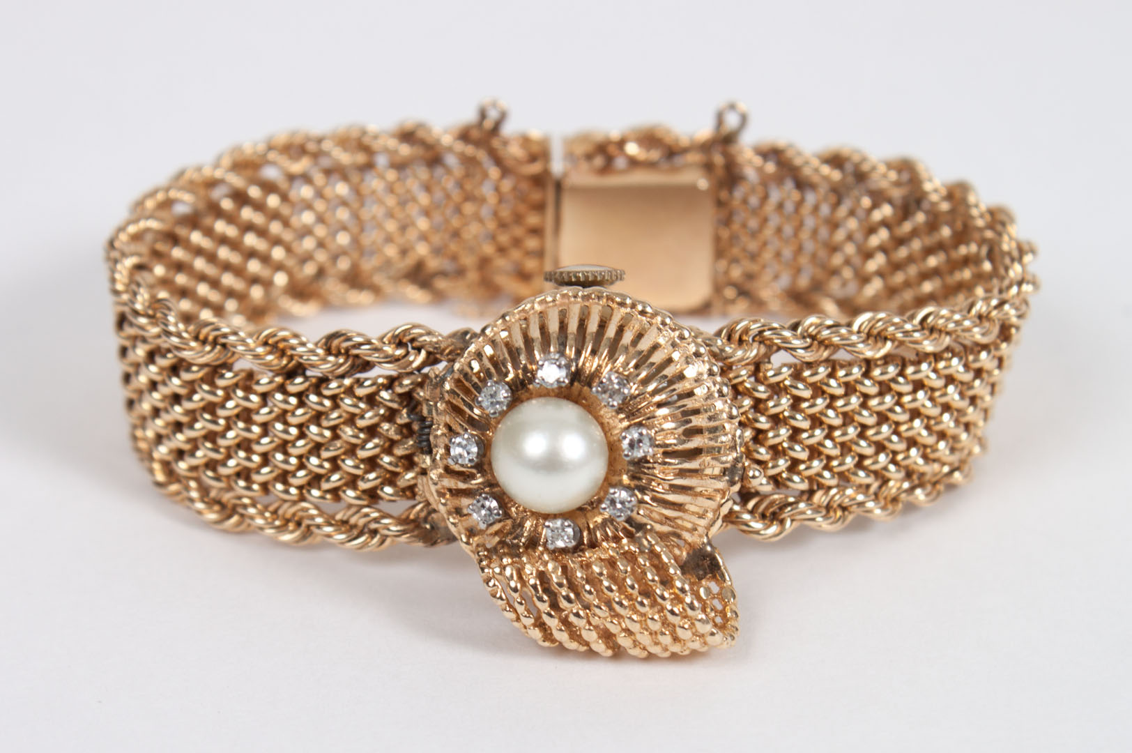 Appraisal: Lady's K gold Luva watch hand-wind movement mother-of-pearl dial mesh