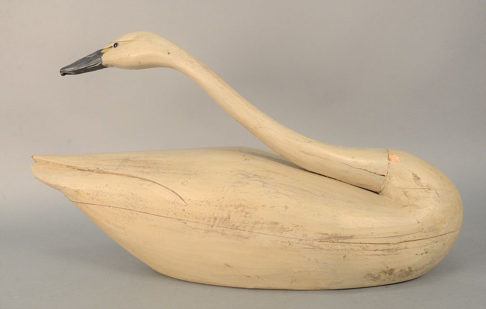 Appraisal: Hollow Carved Preener Swan some paint loss at neck seam