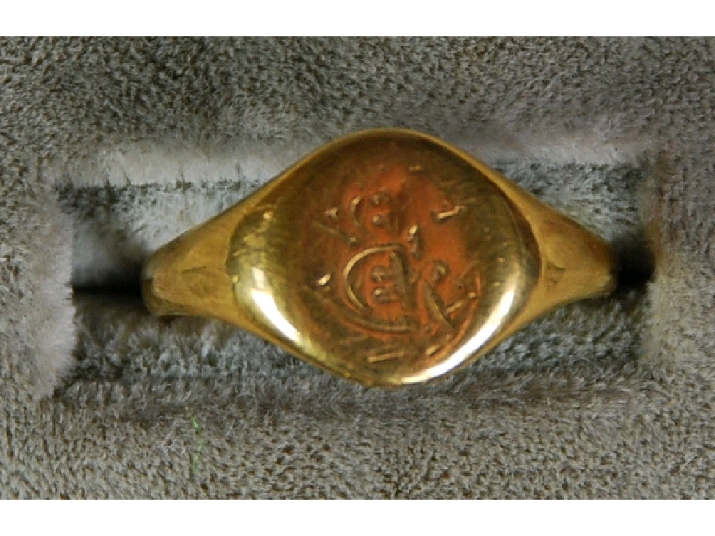 Appraisal: GENT'S ct GOLD SIGNET RING approx gms