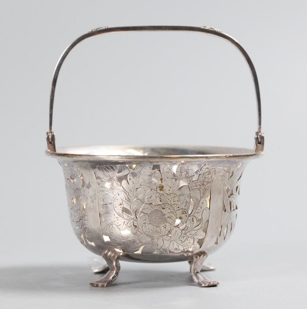 Appraisal: Chinese silver basket possibly th c decorated with floral moitf