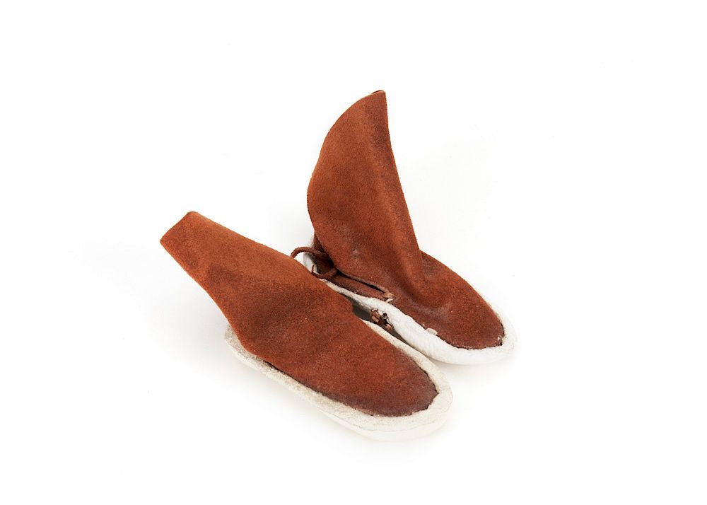 Appraisal: Pueblo Child's Moccasins Pueblo Child's Moccasins hide ca Dimensions x