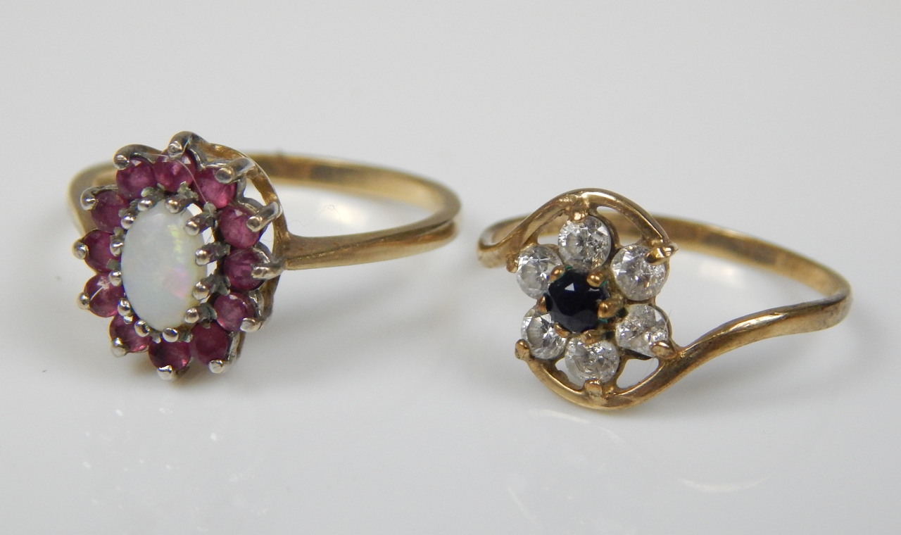 Appraisal: Two ct gold dress rings each stone set one in