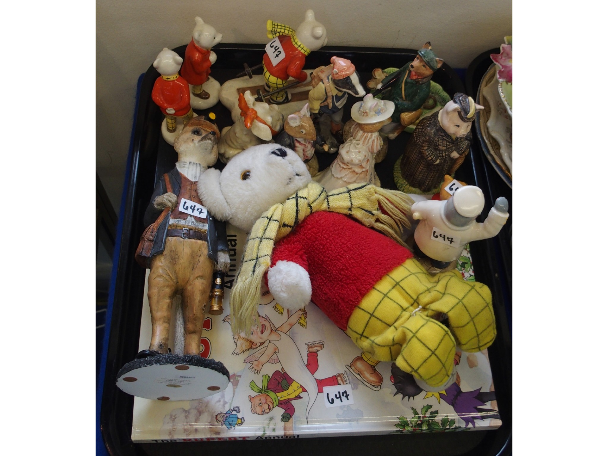 Appraisal: Tray comprising Beswick figures including Lazybones Hiker Badger Lady Pig