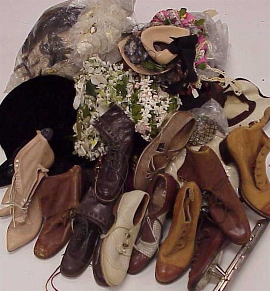 Appraisal: th th C accessories including footwear including gentlemen's ladies' and