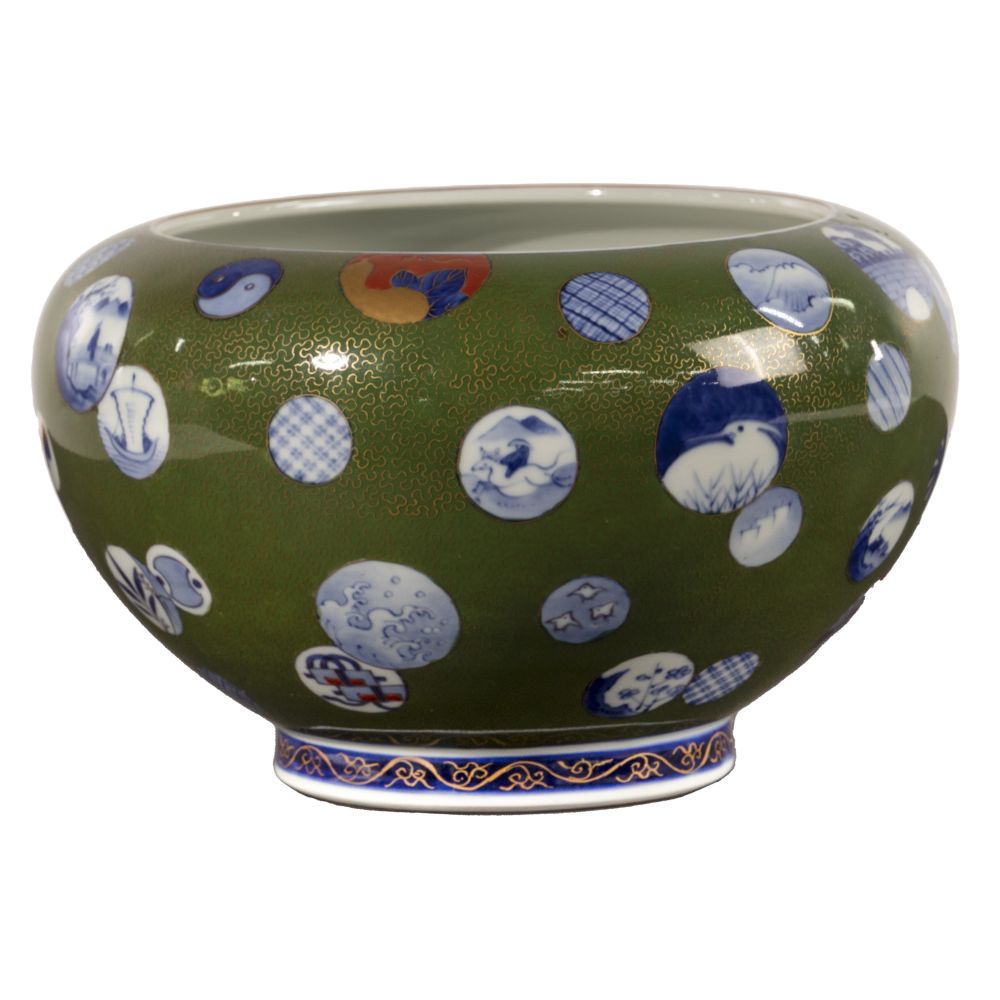 Appraisal: JAPANESE CERAMIC BOWLHaving green exterior including gilt geometric motif throughout