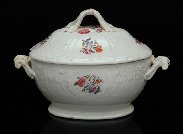 Appraisal: AN TH CENTURY ENGLISH PORCELAIN LIDDED SAUCE TUREEN With raised