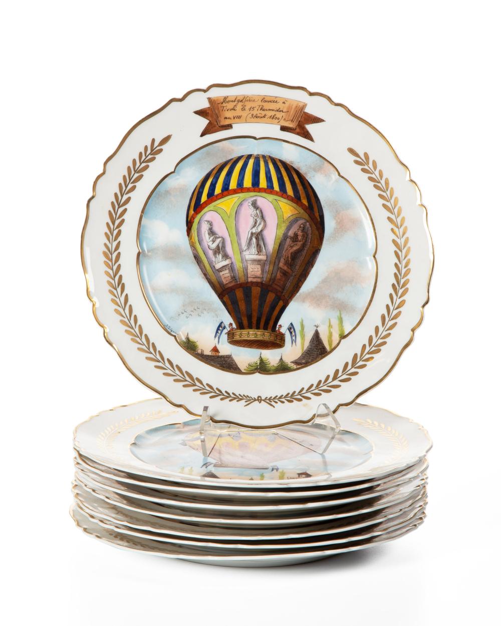 Appraisal: A set of French hot-air balloon porcelain plates Fourth-quarter th