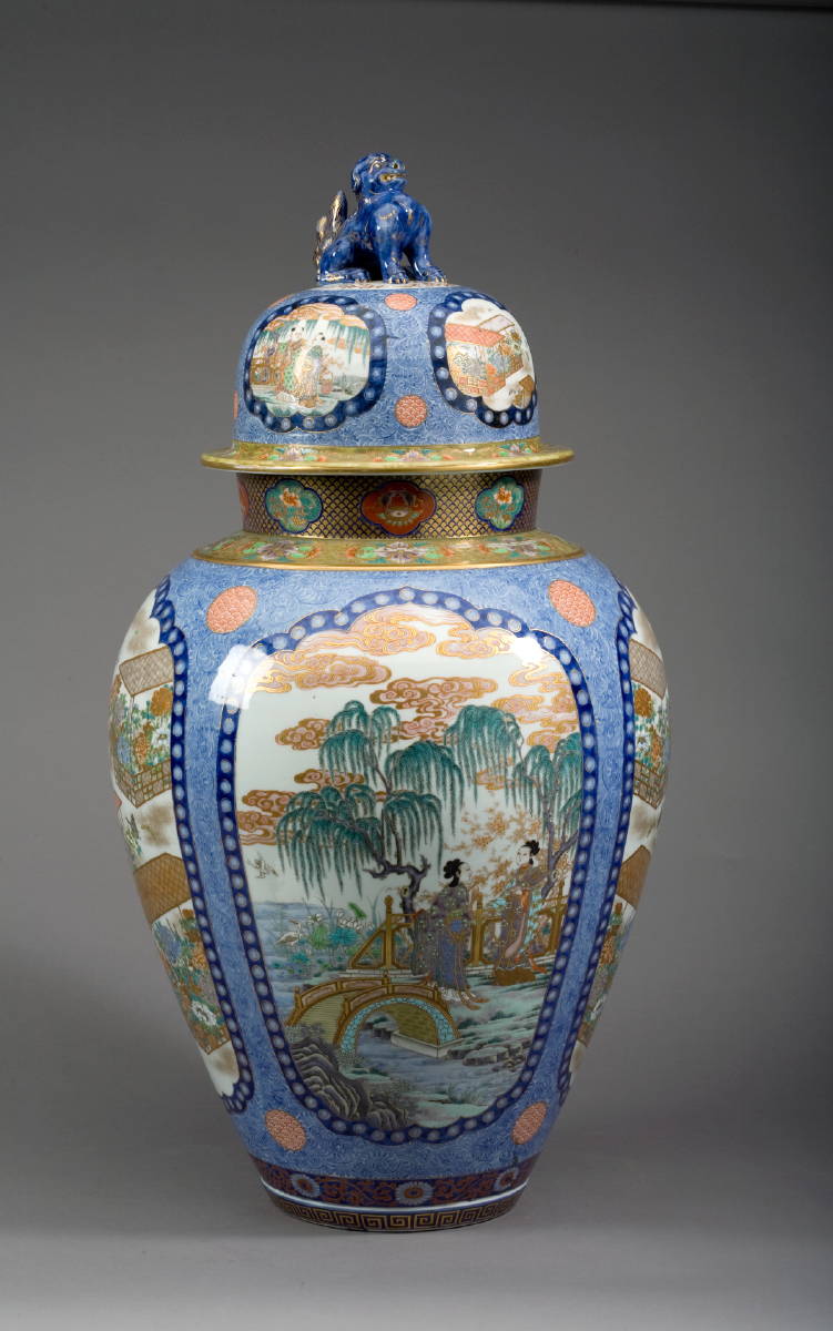 Appraisal: MASSIVE JAPANESE PORCELAIN TEMPLE JAR AND COVER SIGNED FUKAGAWA Reserved