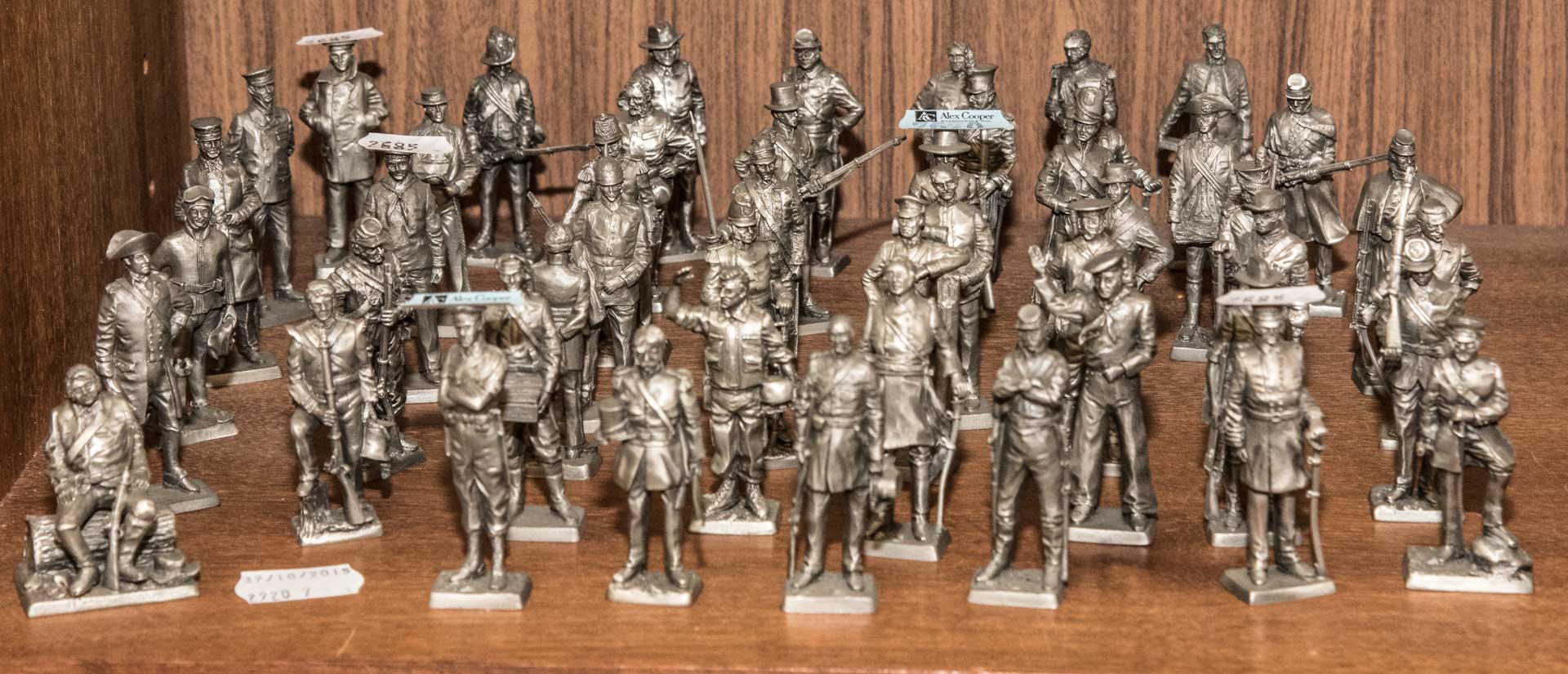 Appraisal: Group of pewter miniature soldiers