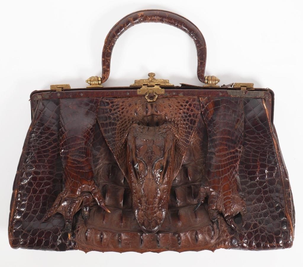 Appraisal: Everyone needs an alligator purse This vintage one is in