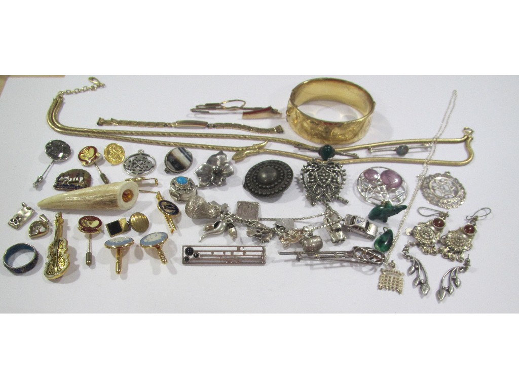 Appraisal: Lot of silver and gilt metal jewellery to include charm