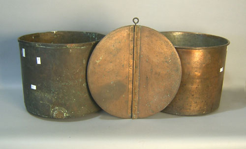 Appraisal: Two large copper kettles th c h