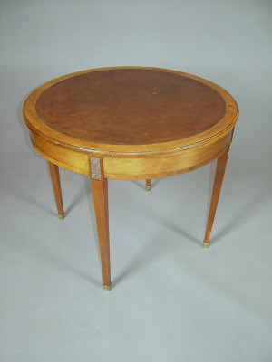 Appraisal: A mahogany occasional table th century the circular top with