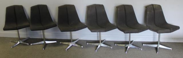 Appraisal: Set of Richard Schultz for Knoll Dining Chairs Split cushion