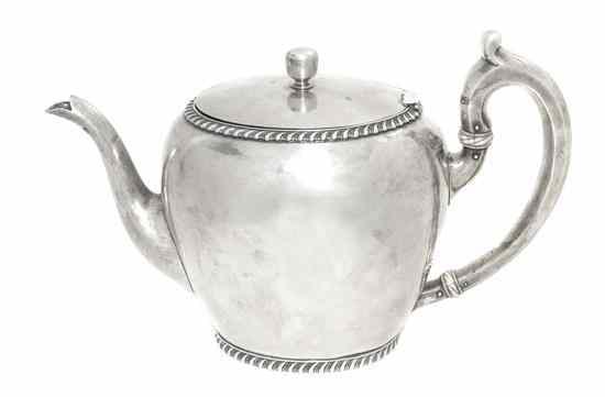 Appraisal: An American Sterling Silver Tea Pot Mount Vernon of ovoid