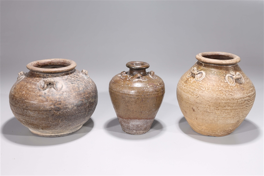 Appraisal: Group of three antique Chinese Yuan dynasty ceramic jars th