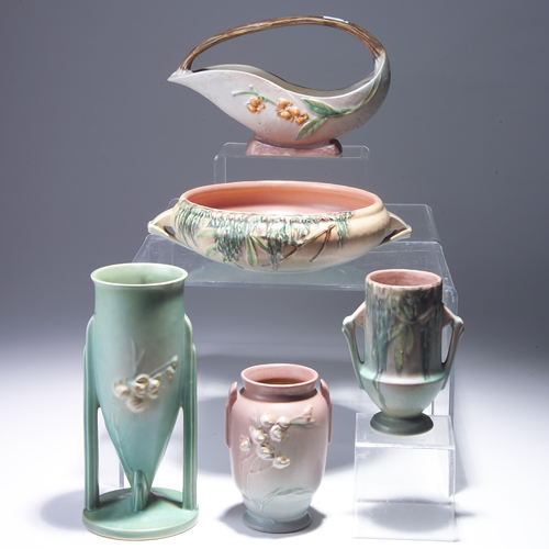 Appraisal: Five ROSEVILLE pieces to include a green Ixia vase -