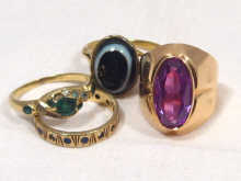 Appraisal: A mixed lot comprising a carat gold and amethyst paste