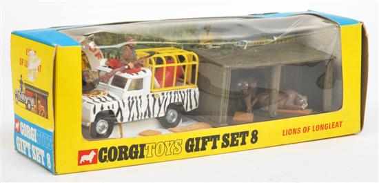 Appraisal: CORGI GIFT SET NO LIONS OF LONGLEAT including white Land