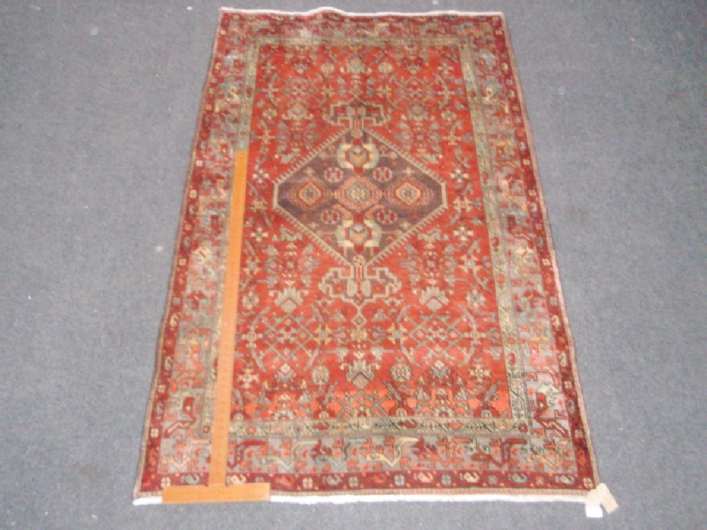 Appraisal: A modern Persian design rug ' x '