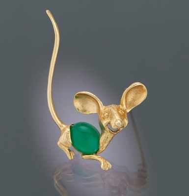 Appraisal: A k Gold and Chrysoprase Mouse Brooch k yellow gold