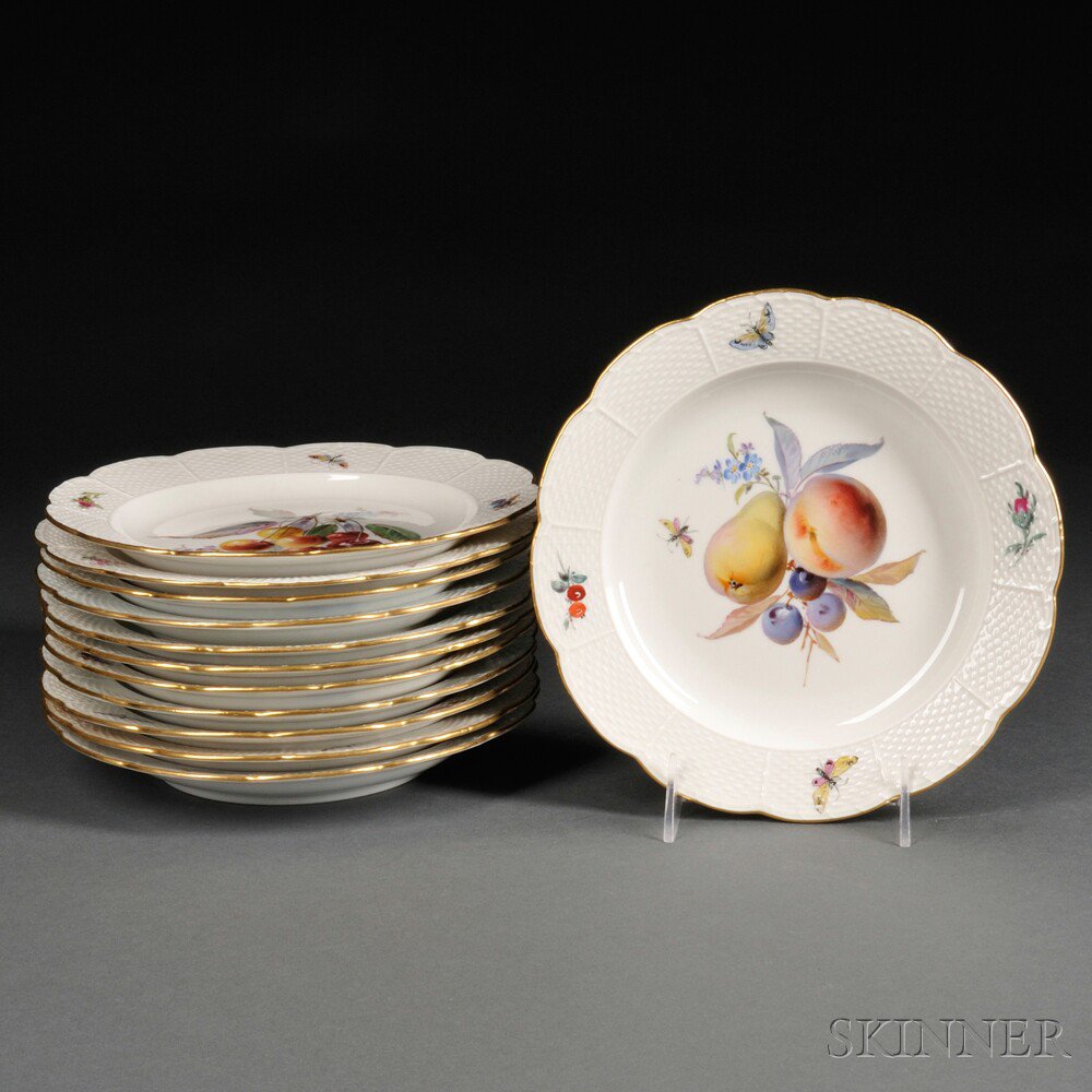 Appraisal: Twelve Meissen Porcelain Fruit Plates Germany early th century each