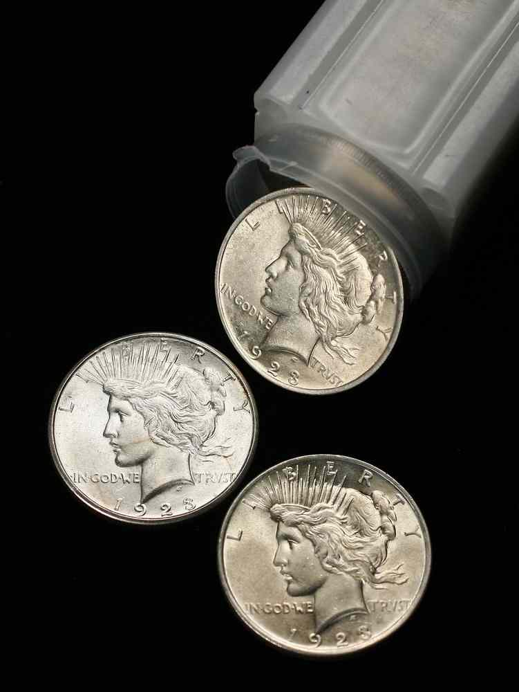 Appraisal: COINS - Roll of silver Peace dollars BU From a