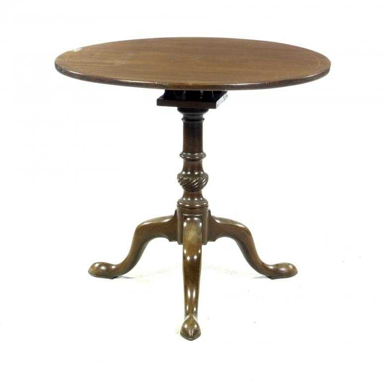 Appraisal: A GEORGE III MAHOGANY TRIPOD TABLE with broken line inlaid