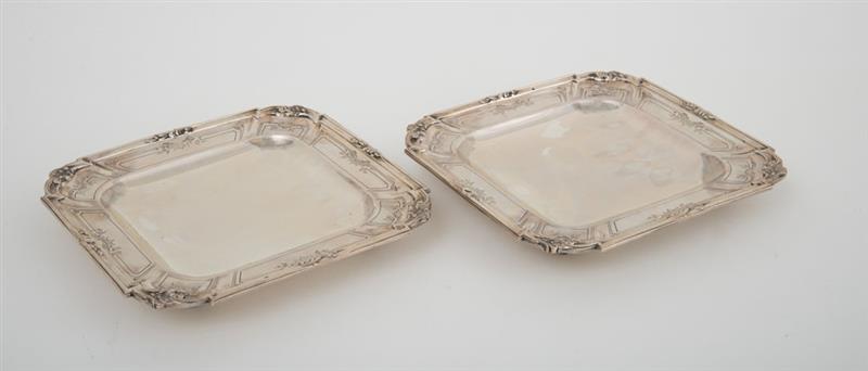 Appraisal: PAIR OF FRENCH SILVER SQUARE TRAYS IN THE REGENCE STYLE