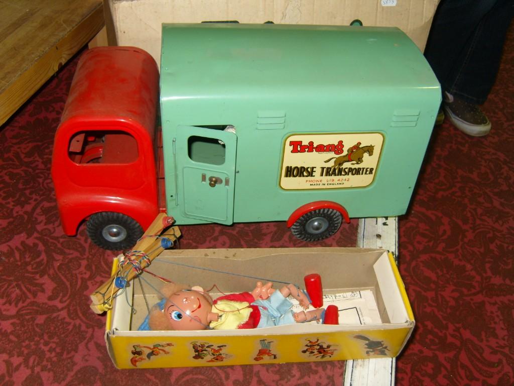 Appraisal: A boxed Pelham puppet of Noddy together with a boxed