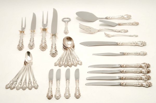 Appraisal: A Reed Barton Spanish Baroque partial flatware set Thirty-four pieces