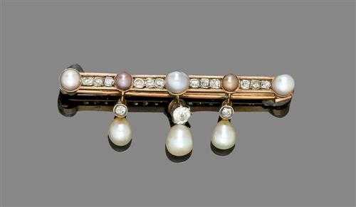 Appraisal: DIAMOND AND PEARL BROOCH France ca Yellow gold Charming small