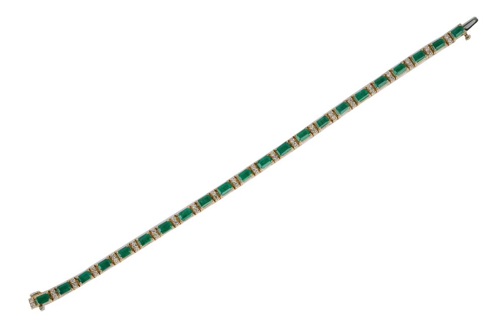 Appraisal: KARAT WHITE GOLD DIAMOND EMERALD LINE BRACELETcontaining rectangular step cut